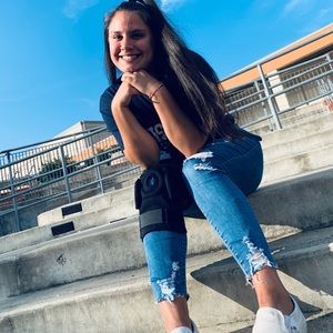 Meet your Posher, Cami